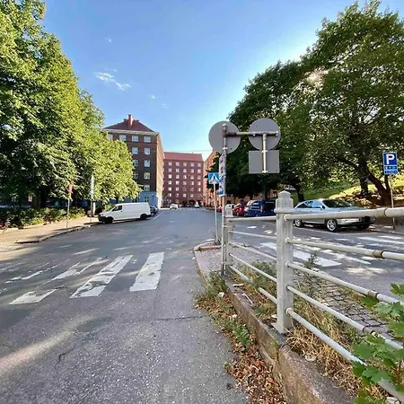 Apartment, View Over The Roofs For The Sunrise アパート